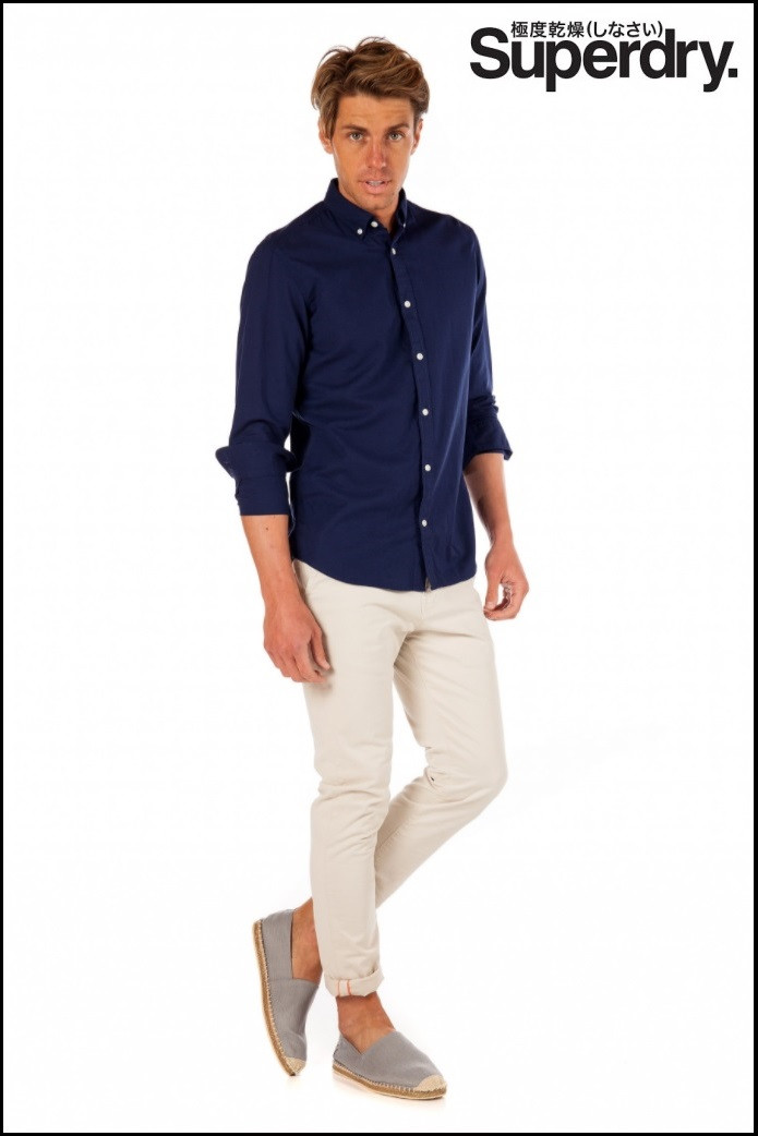 PANTALÓN CHINO INTERNATIONAL SUPERDRY