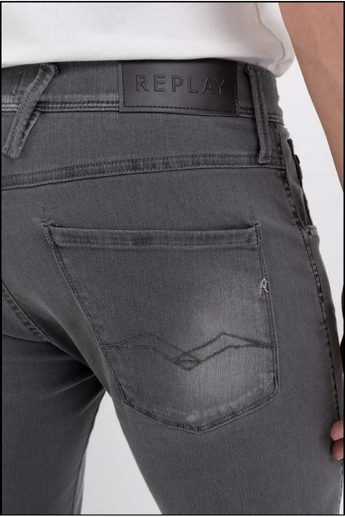 VAQUEROS DE CORTE SLIM ANBASS GRIS REPLAY