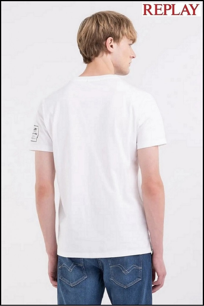 CAMISETA BLANCA CON ESTAMPADO MANGA REPLAY