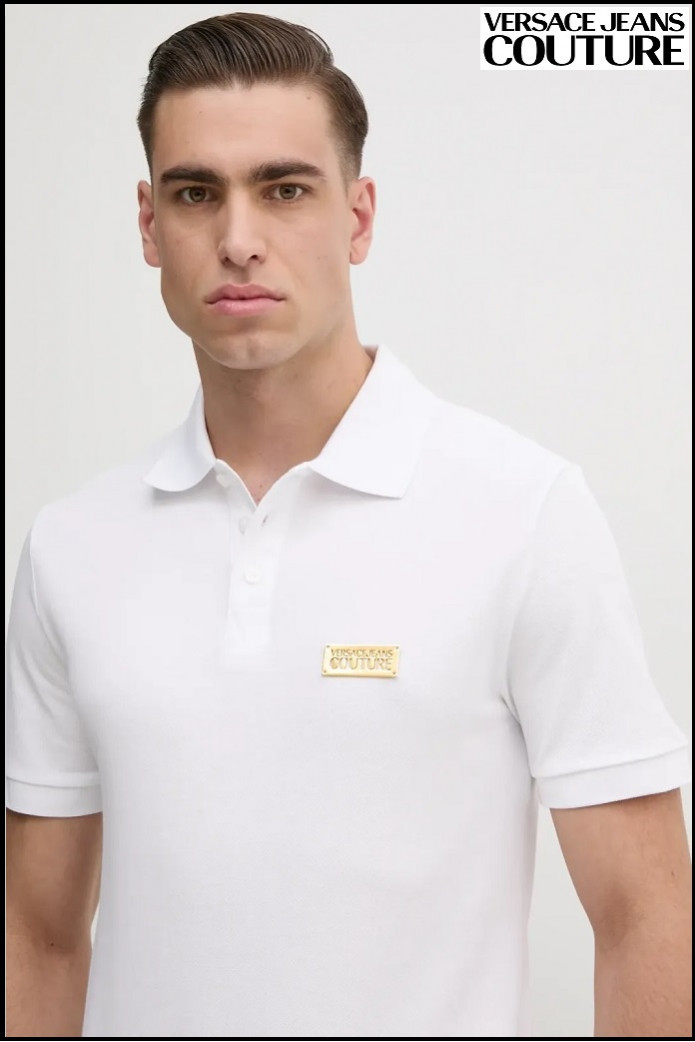 POLO BLANCO CON PLACA VERSACE JEANS COUTURE