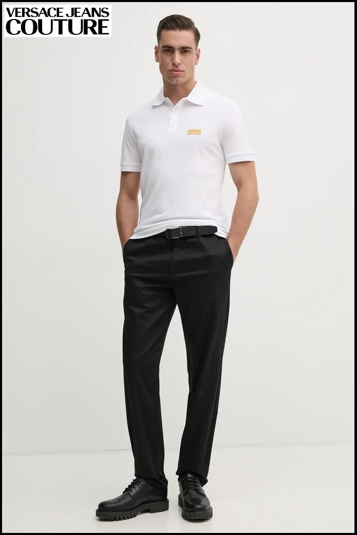 POLO BLANCO CON PLACA VERSACE JEANS COUTURE