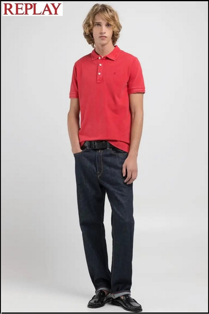 POLO DE ALGODÓN CON BORDADO ROJO REPLAY