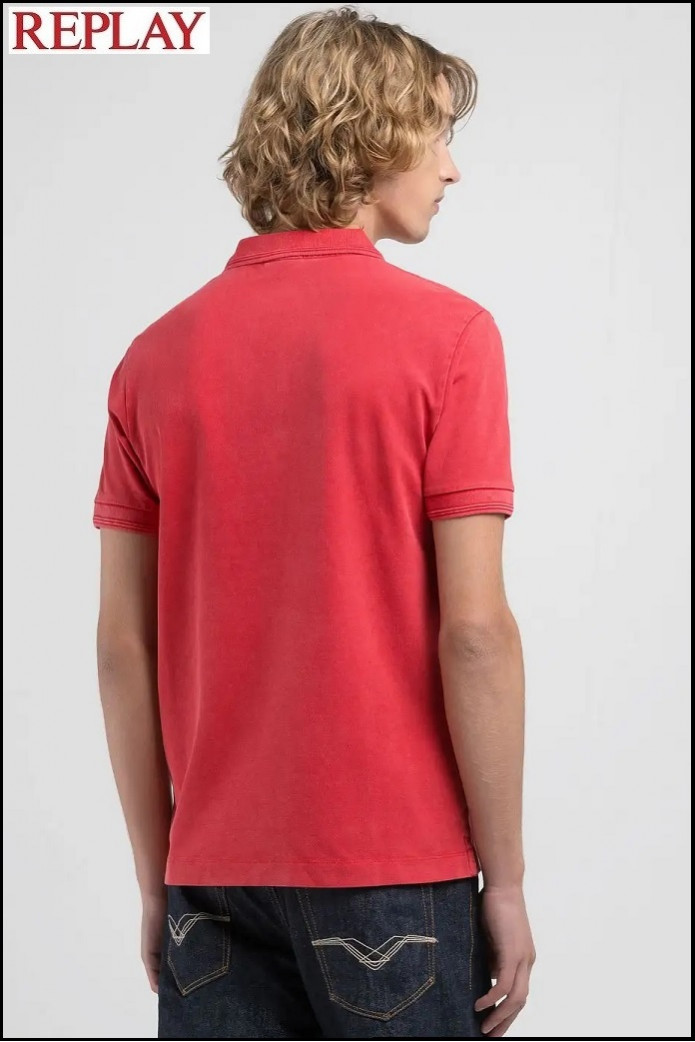 POLO DE ALGODÓN CON BORDADO ROJO REPLAY