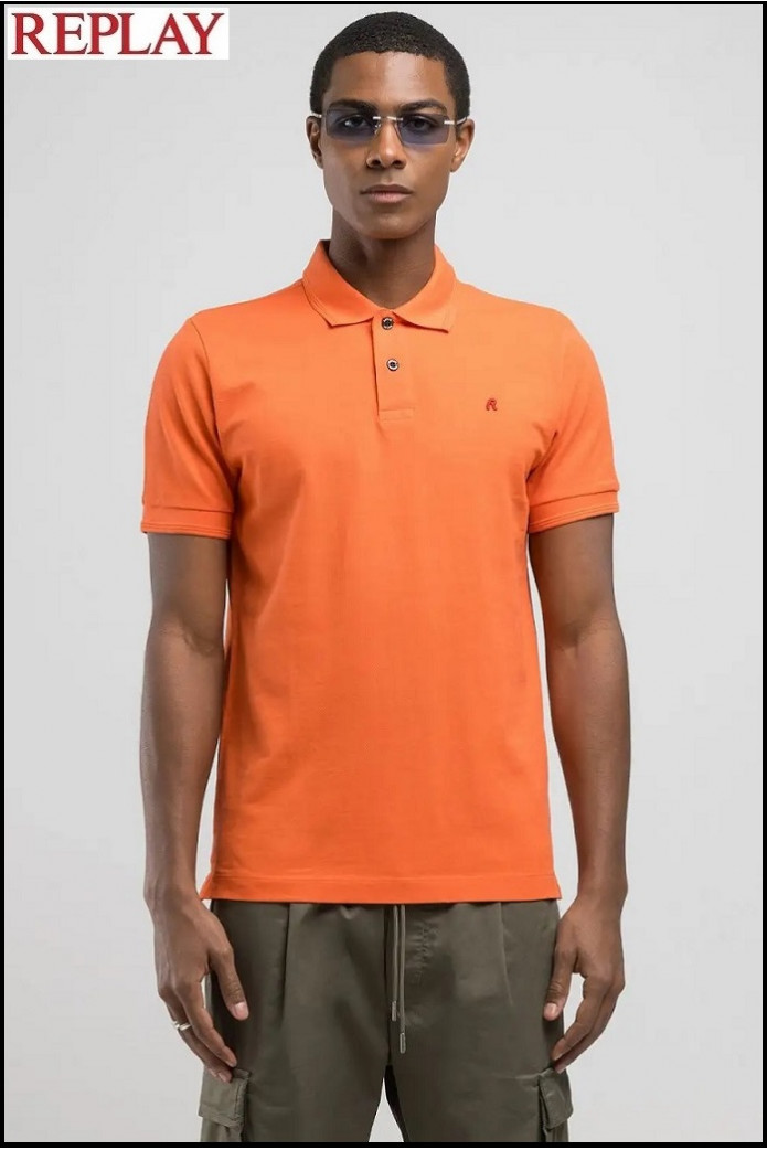 POLO DE PIQUÉ CON BORDADO NARANJA REPLAY