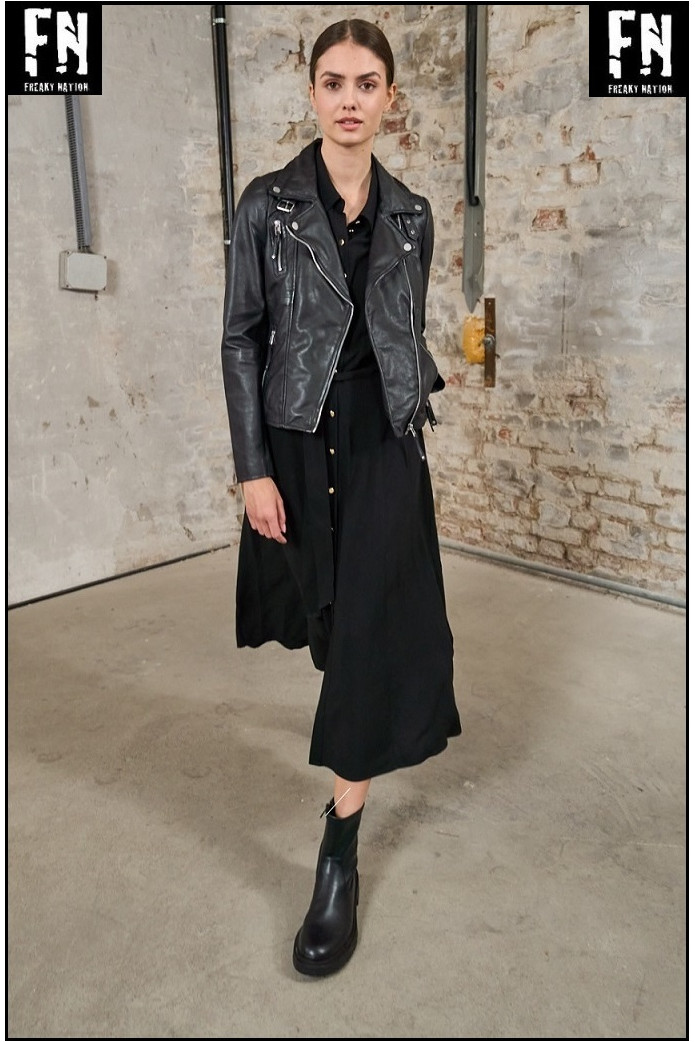 BIKER PRINCESSS NEGRA FREAKY NATION