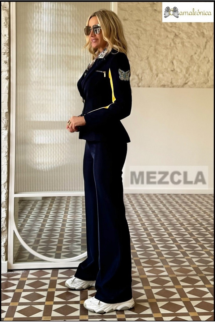 BLAZER HAMBERGITA CAMALEÓNICA BY CAPRICHE