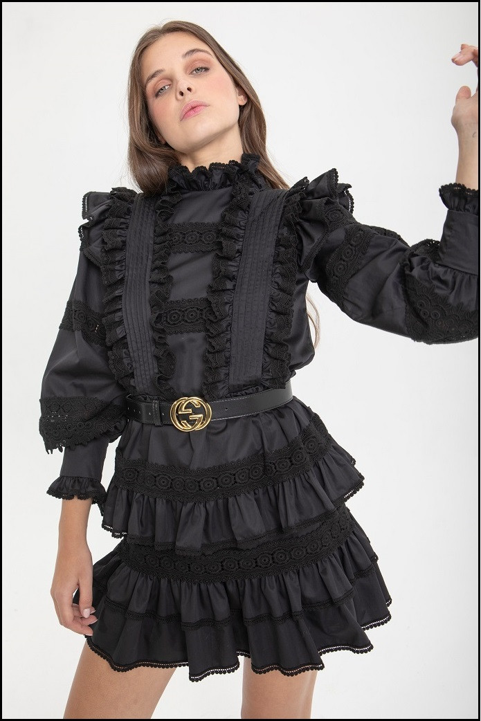 VESTIDO ENTREDOS NEGRO HIGHLY PREPPY