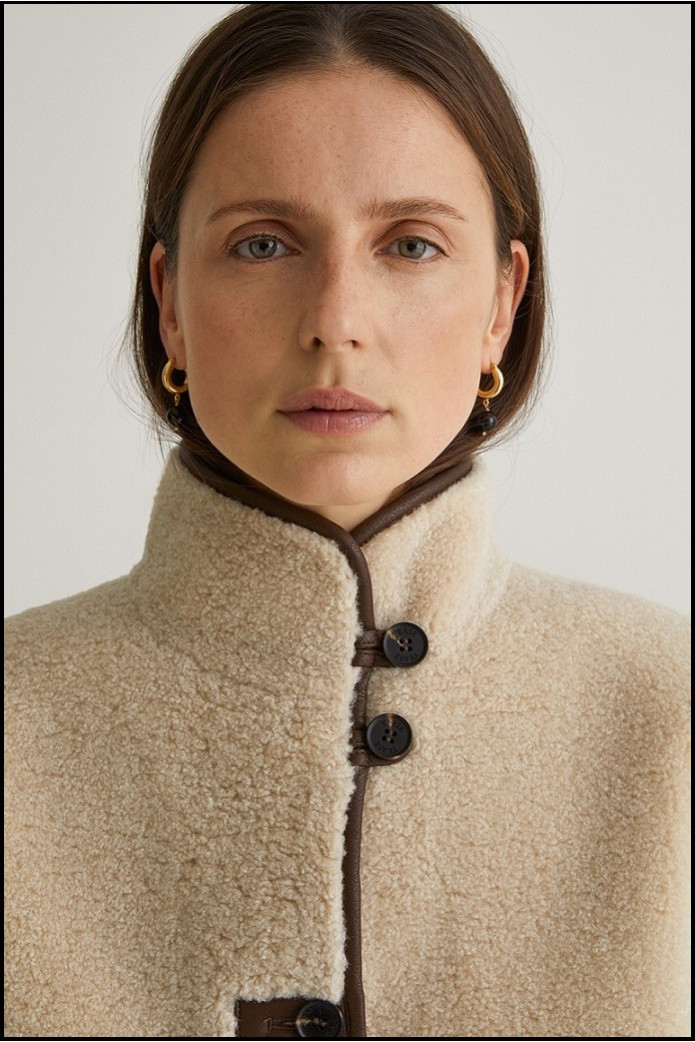 ABRIGO BORREGUITO CRUDO YERSE