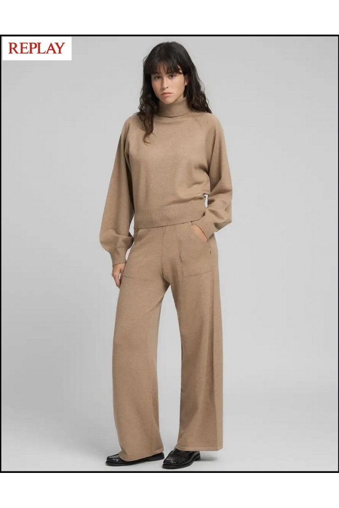 JERSEY DE CUELLO ALTO CAMEL REPLAY