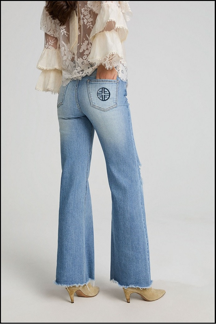 JEANS LOGO FETICHE SUANCES
