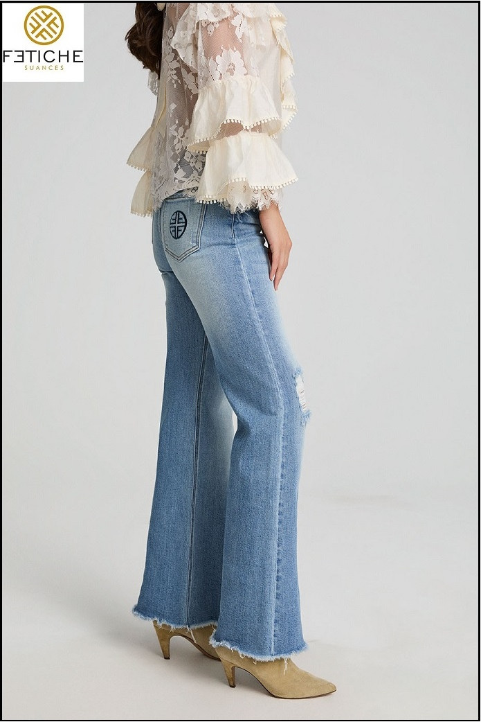 JEANS LOGO FETICHE SUANCES