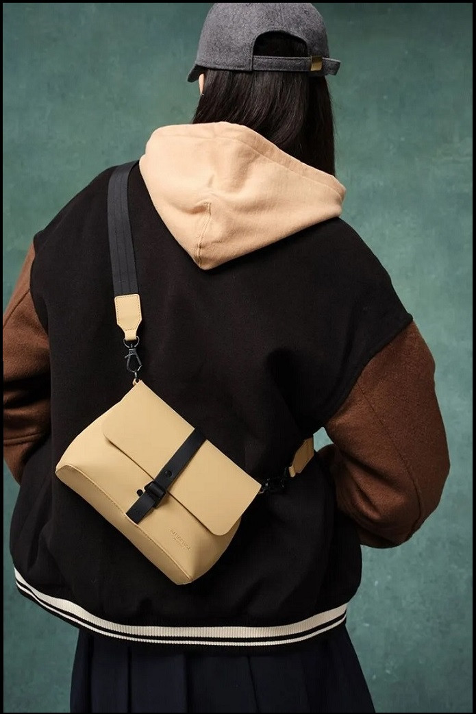 BOLSO BANDOLERA SPLÄS CREAM GASTON LUGA