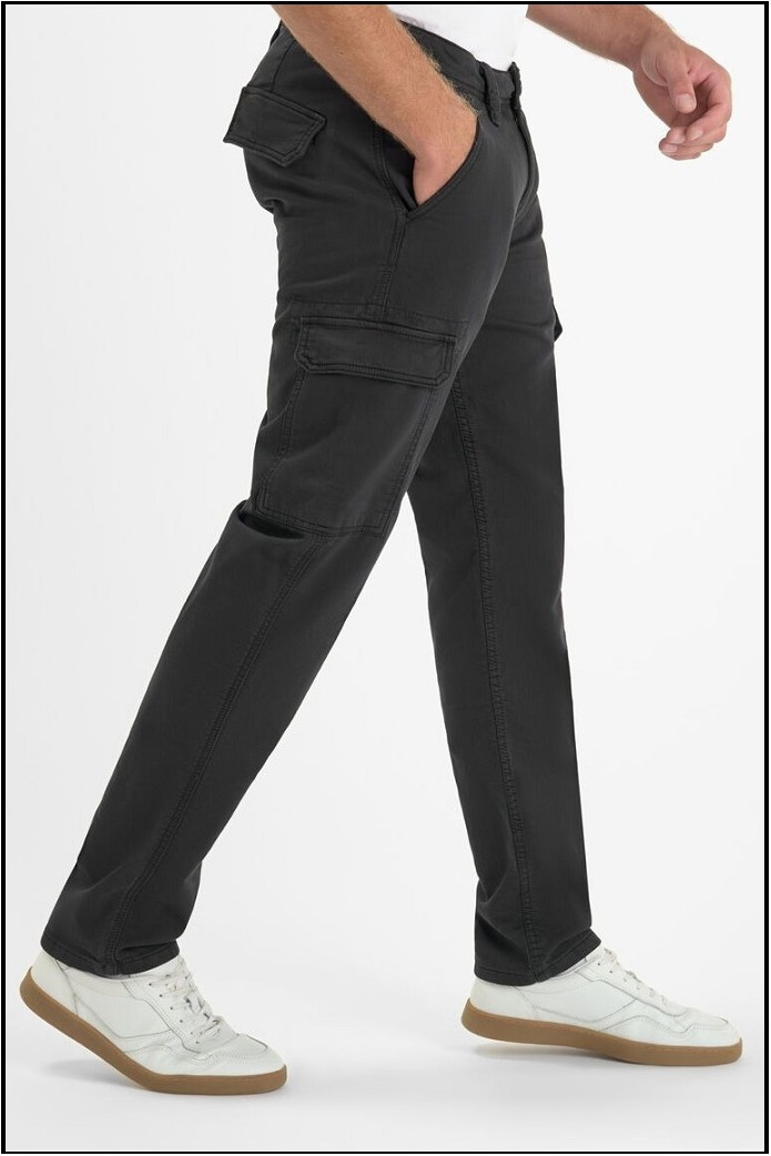 PANTALÓN CARGO NEGRO LE TEMPS CERISES