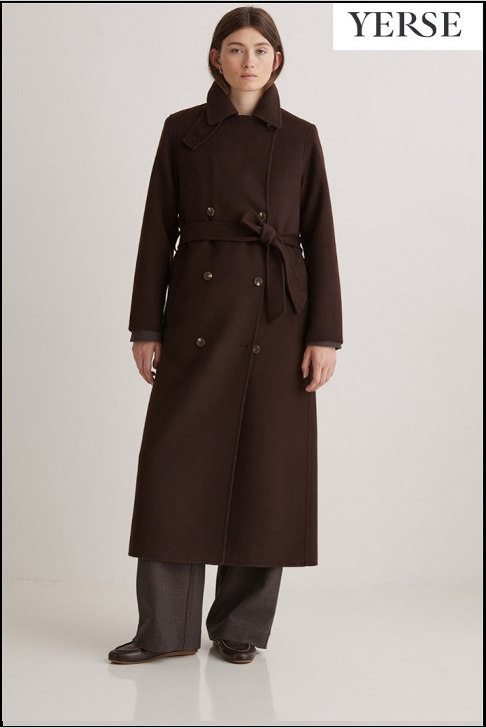 ABRIGO CHOCOLATE YERSE