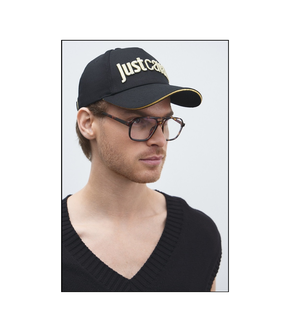 GORRA BASEBALL NEGRA LOGO DORADO JUST CAVALLI