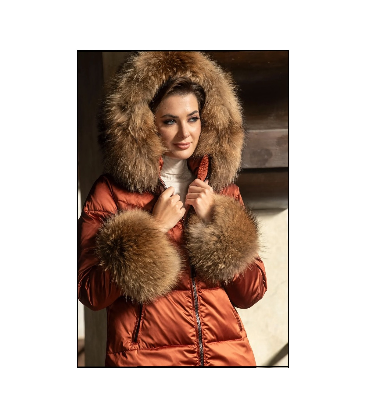 PLUMÍFERO LARGO MARRÓN LOCO LUXO