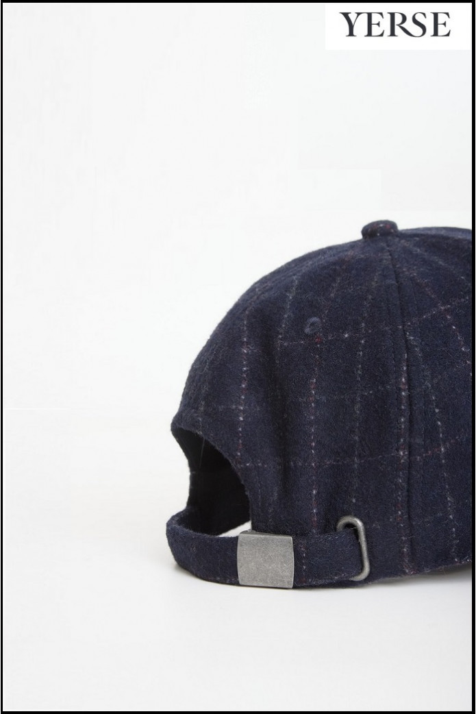 GORRA DE PANA Y FRANELA AZUL MARINO YERSE