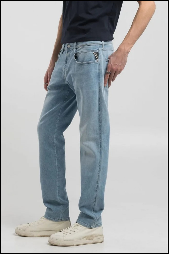 VAQUEROS SLIM FIT ANBASS LIGHT BLUE REPLAY