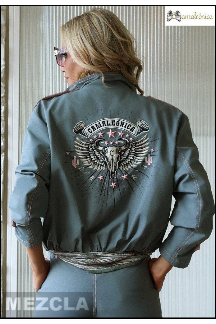 CAZADORA QUETZAL CAMALEÓNICA BY CAPRICHE