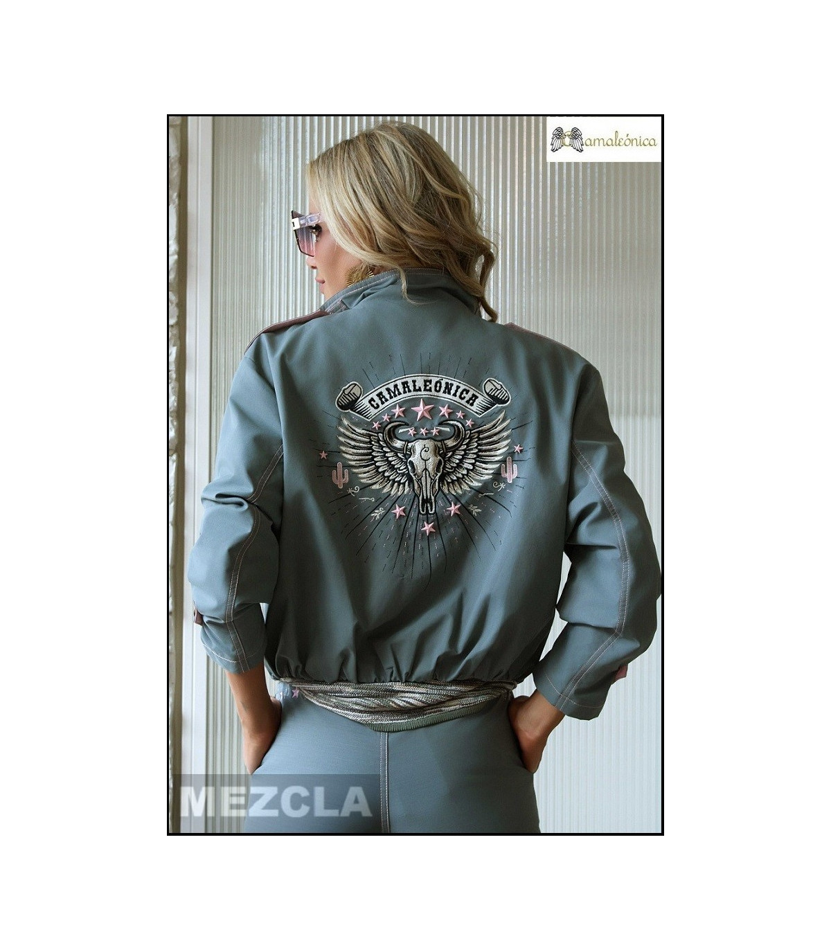 CAZADORA QUETZAL CAMALEÓNICA BY CAPRICHE