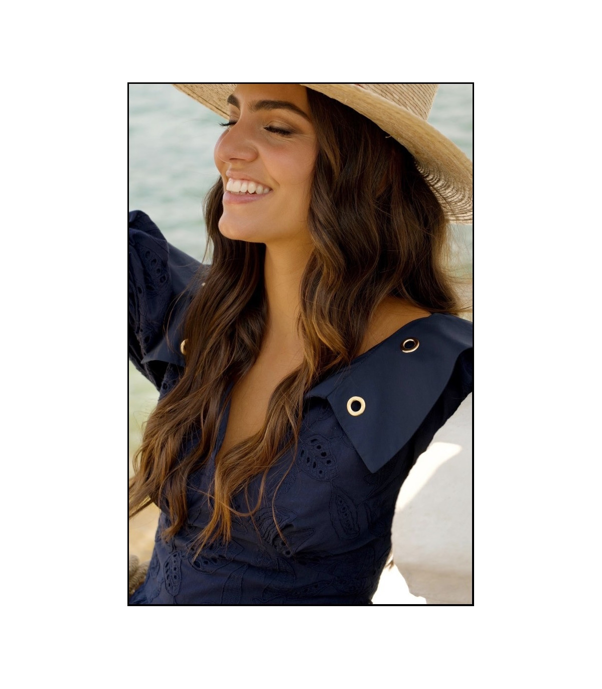 VESTIDO VOLANTE CON OJETES HIGHLY PREPPY