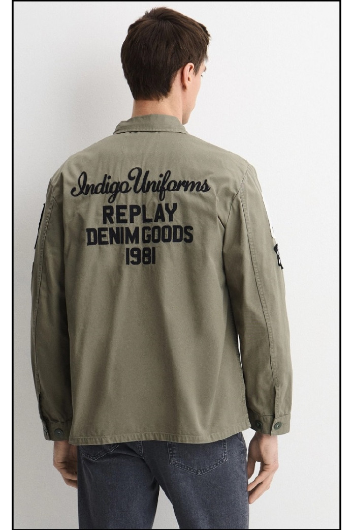 SOBRECAMISA CON PARCHE Y LOGOTIPO REPLAY