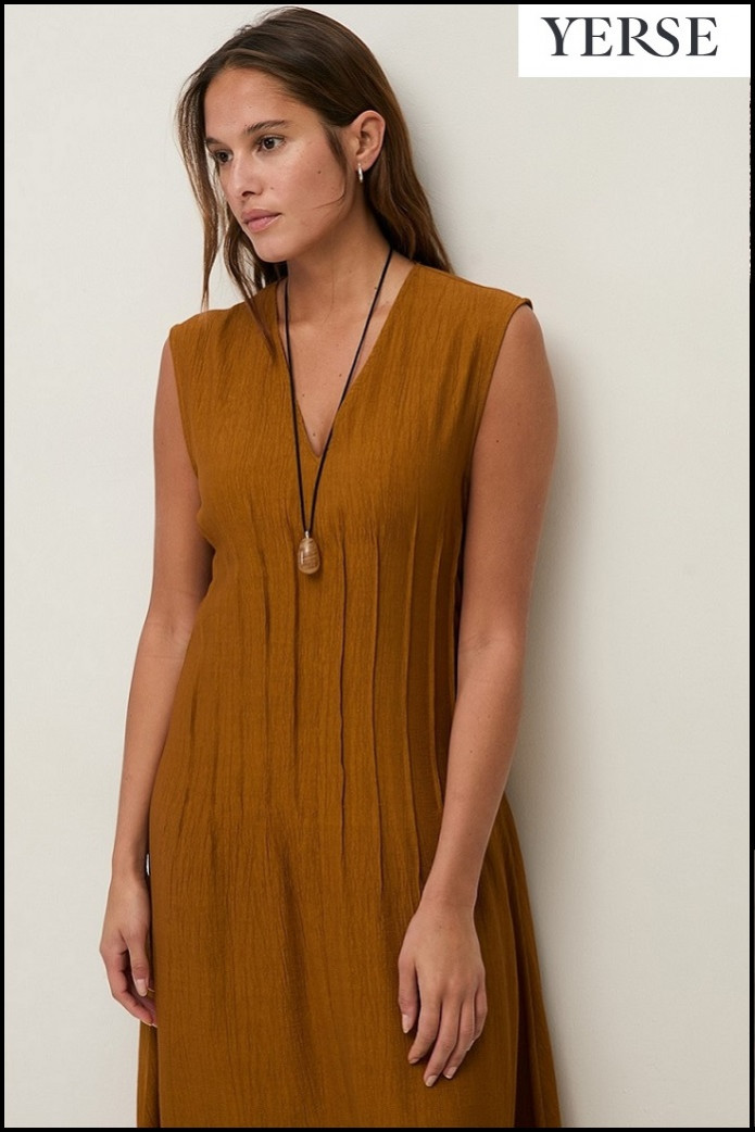 VESTIDO LARGO PLISADO YERSE