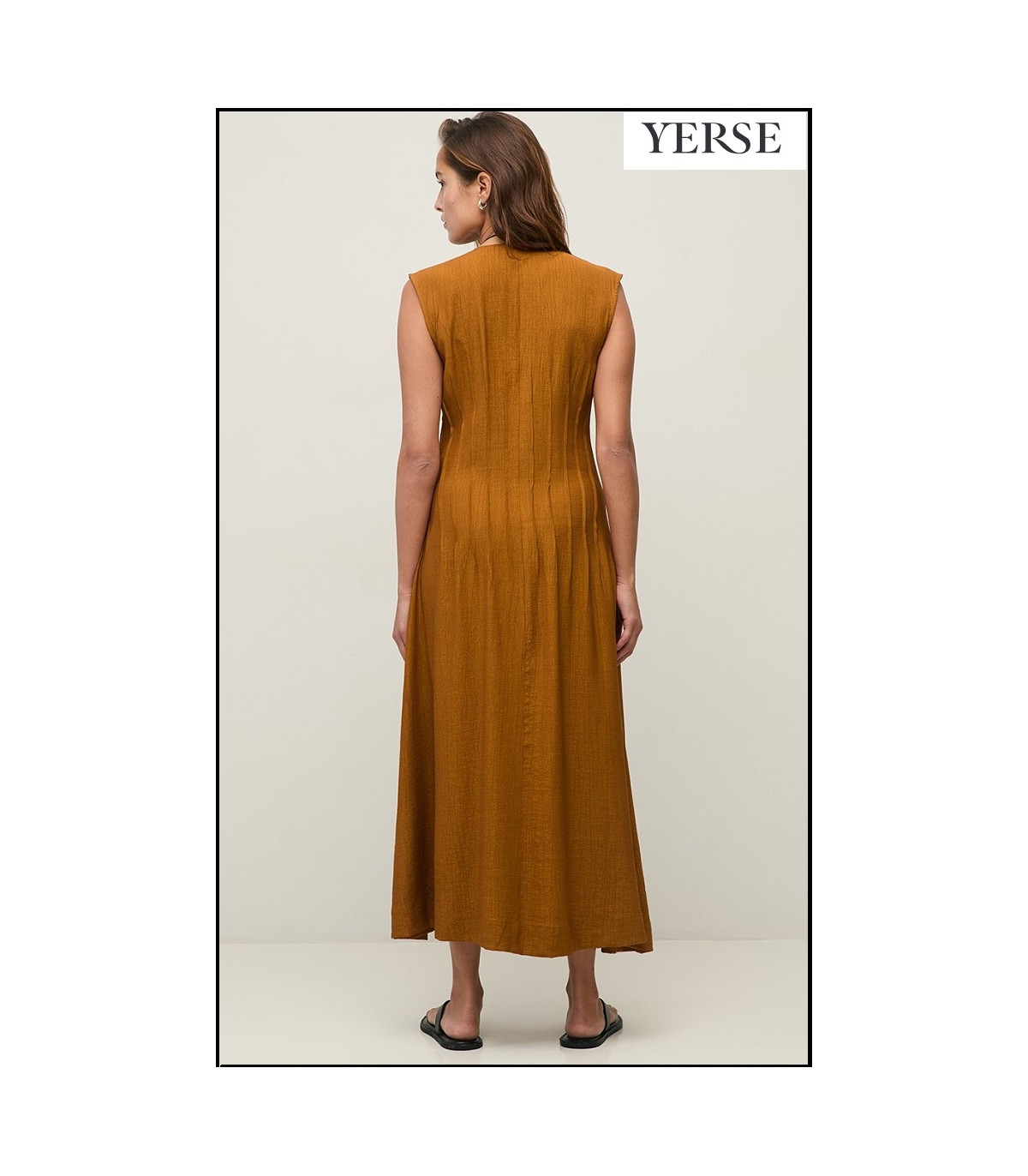 VESTIDO LARGO PLISADO YERSE