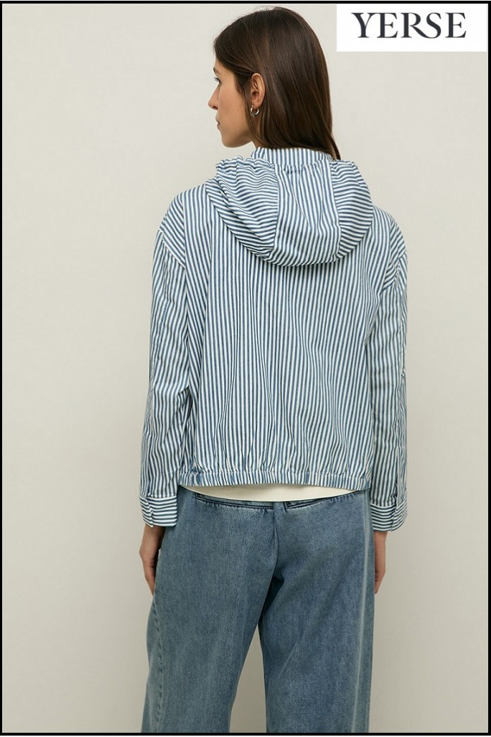 CHAQUETA CON CAPUCHA ALGODÓN RAYAS YERSE