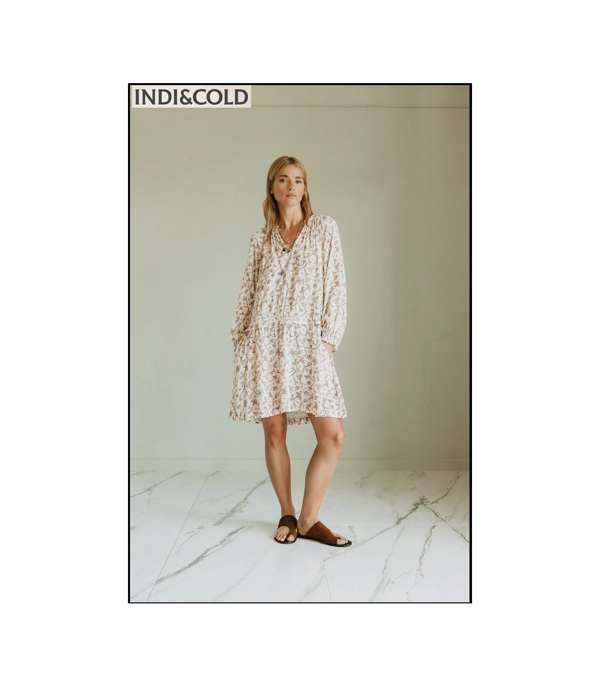 VESTIDO CORTO INDI&COLD