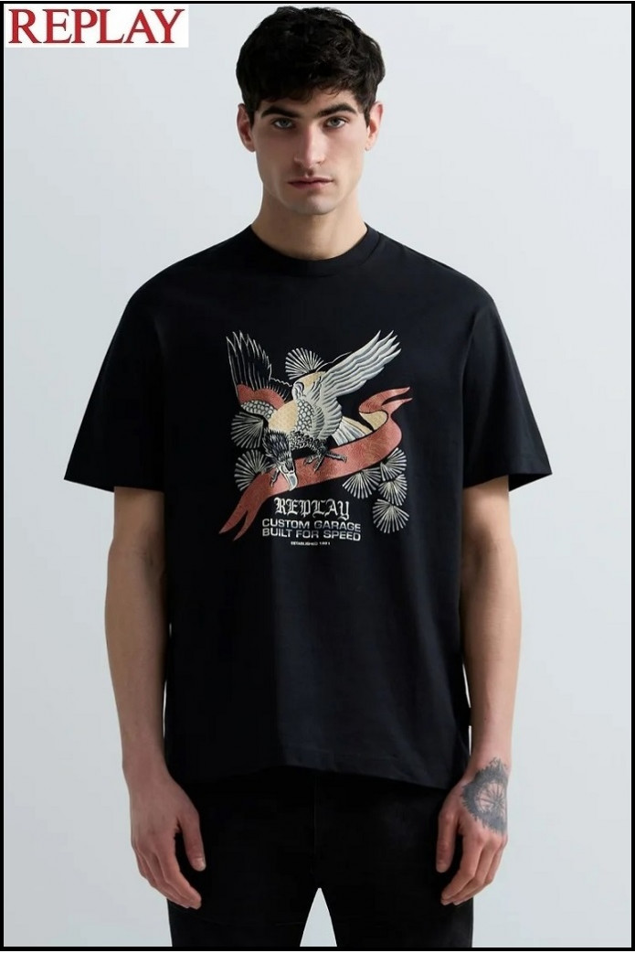 CAMISETA NEGRA CON ESTAMPADO ÁGUILA REPLAY