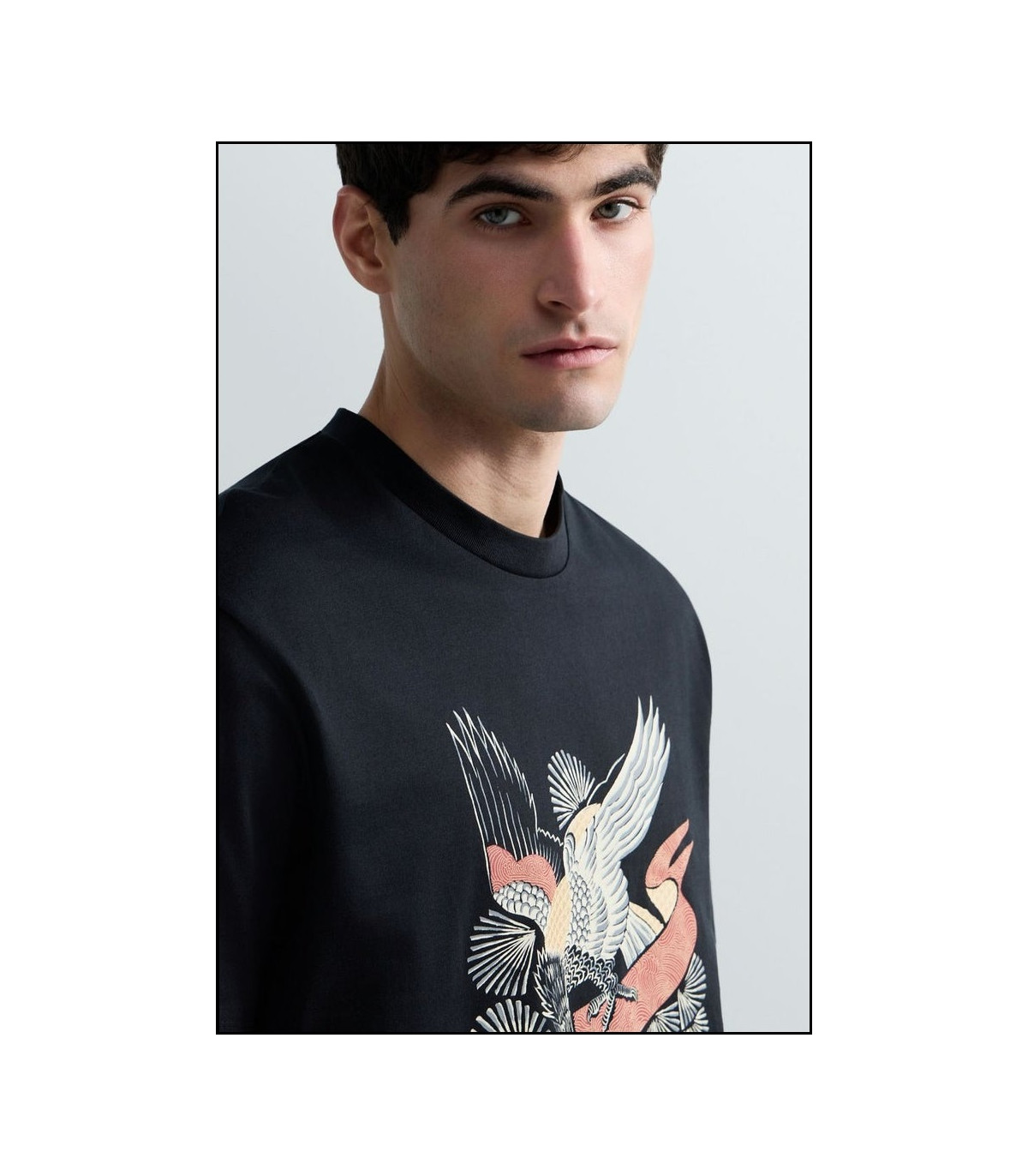 CAMISETA NEGRA CON ESTAMPADO ÁGUILA REPLAY