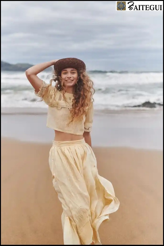 FALDA ANGELA ZAITEGUI