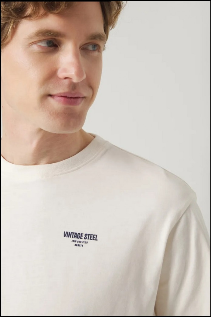 CAMISETA GARAGE CRUDO SCOTTA