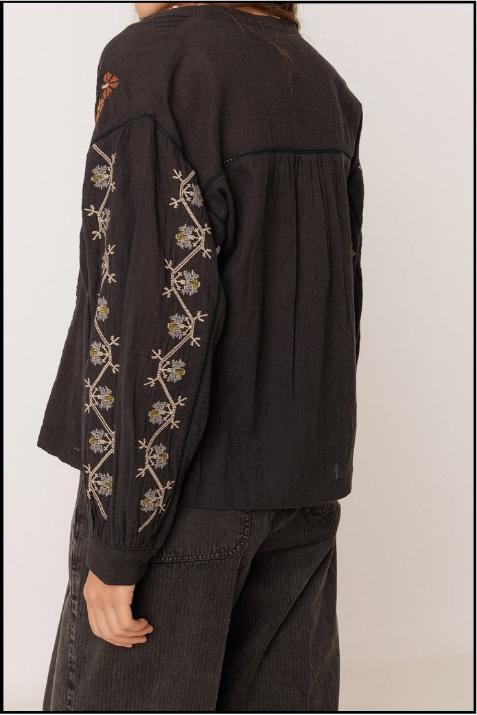 CAMISA BORDADOS NEGRO INDI&COLD