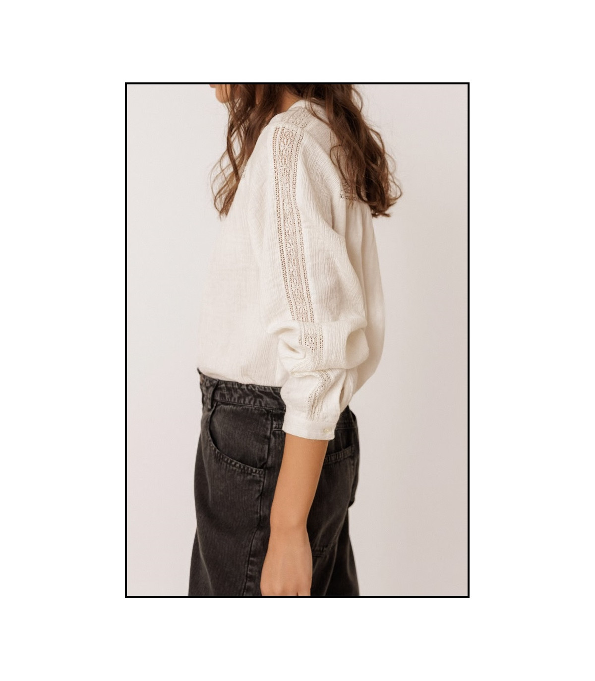 CAMISA COMBINADA CON PUNTILLAS CRUDO INDI&COLD