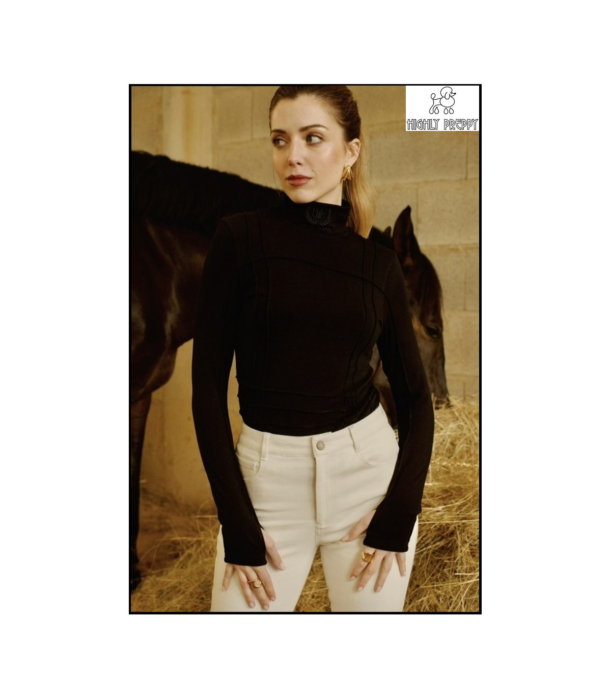 TOP NEGRO CUELLO SUBIDO HIGHLY PREPPY