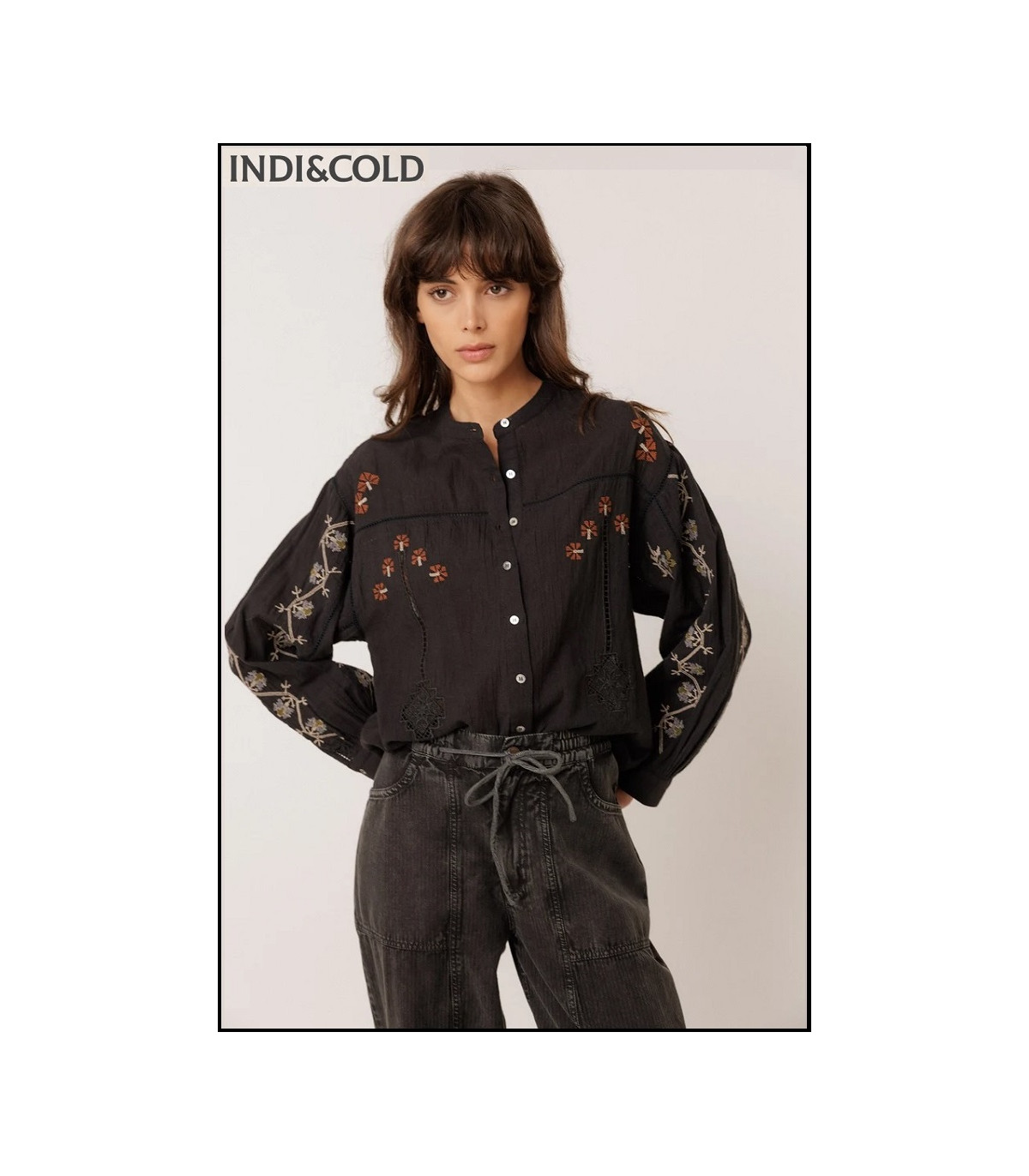 CAMISA BORDADA CON VOLUMEN NEGRO INDI&COLD