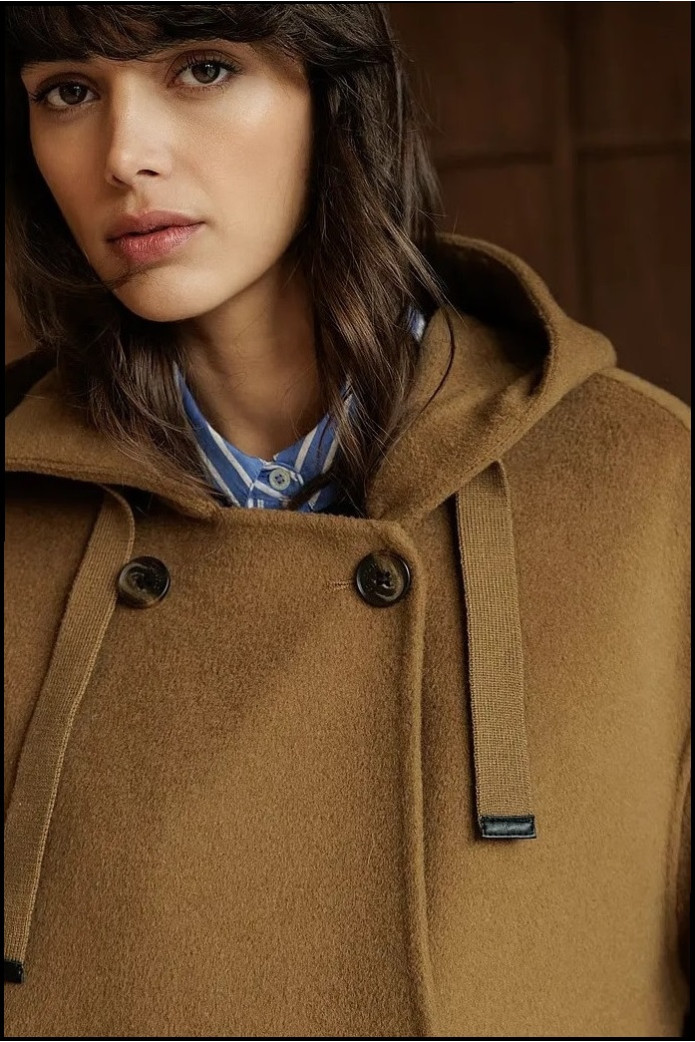 MAXI ABRIGO LANA CON CAPUCHA CAMEL INDI&COLD