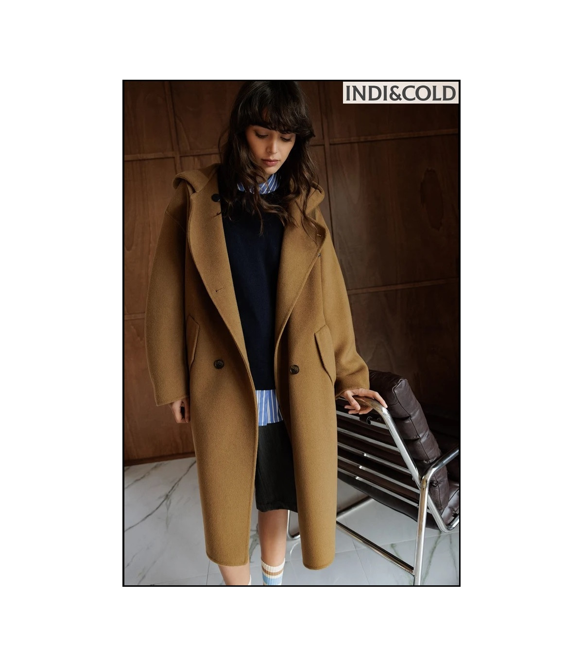 MAXI ABRIGO LANA CON CAPUCHA CAMEL INDI&COLD