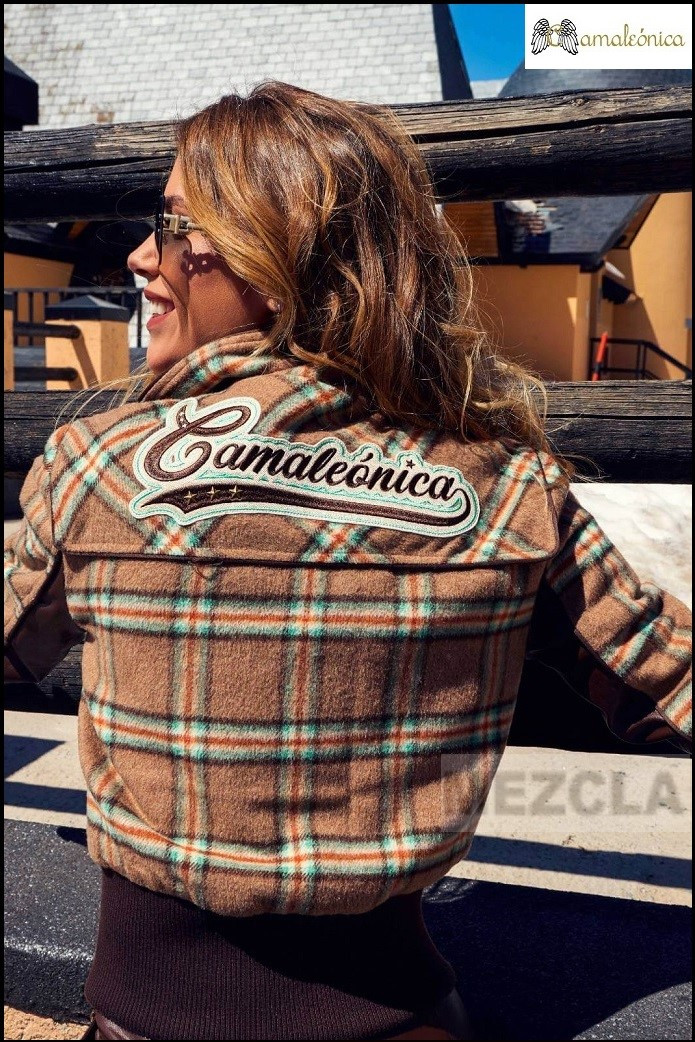 CHAQUETA WANDER CAMALEÓNICA BY CAPRICHE