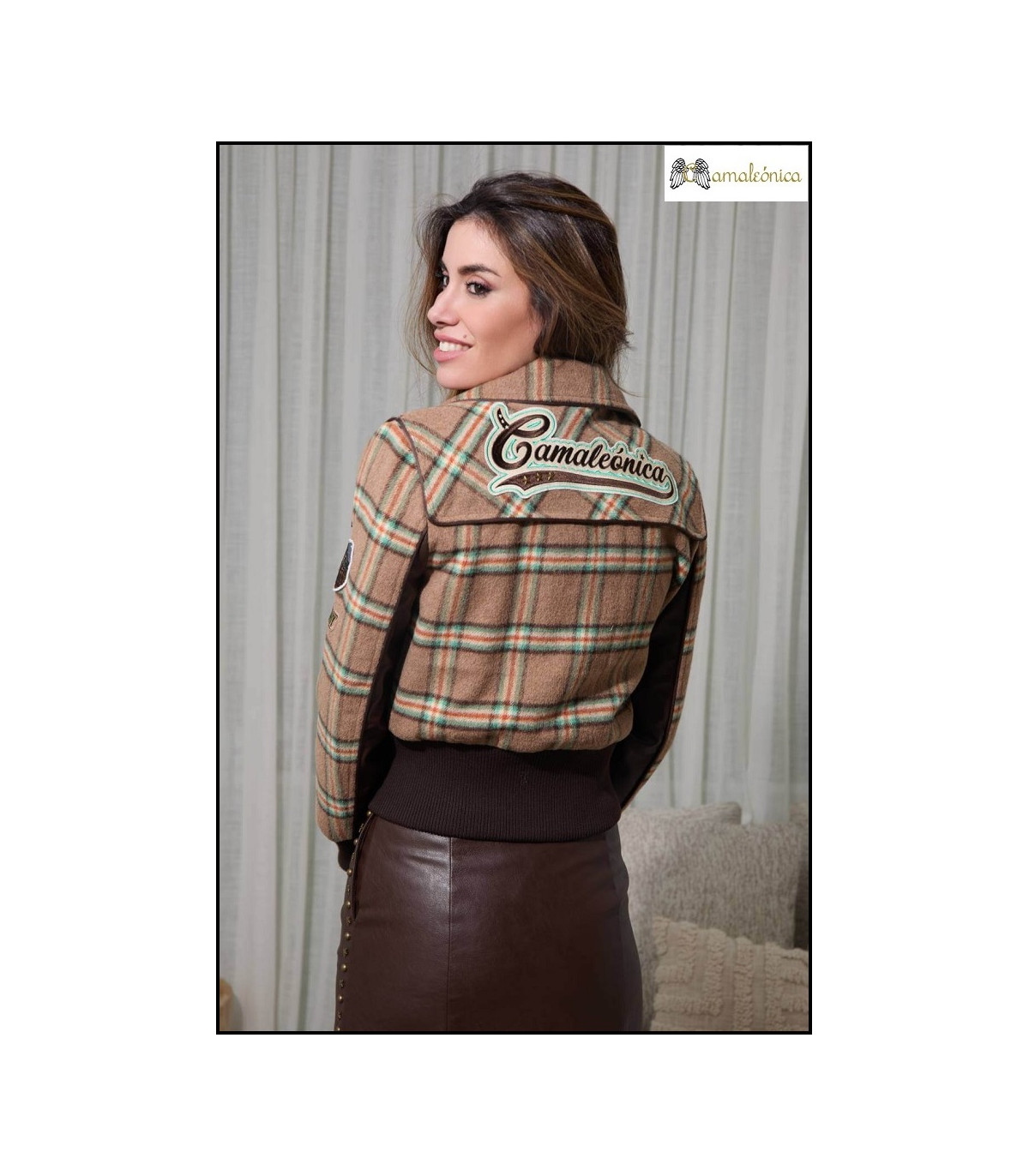 CHAQUETA WANDER CAMALEÓNICA BY CAPRICHE