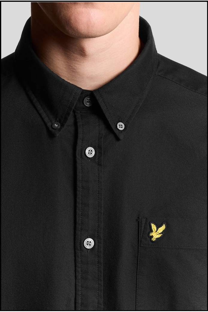 CAMISA NEGRA LYLE & SCOTT