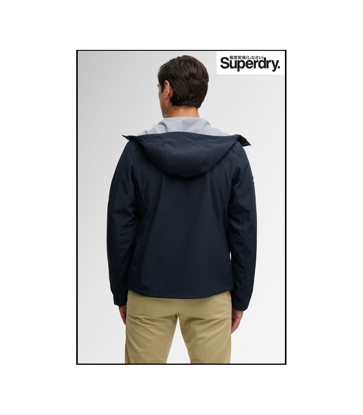 CHAQUETA AZUL TREKKER SOFTSHELL SUPERDRY